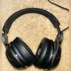 Skullcandy headphones